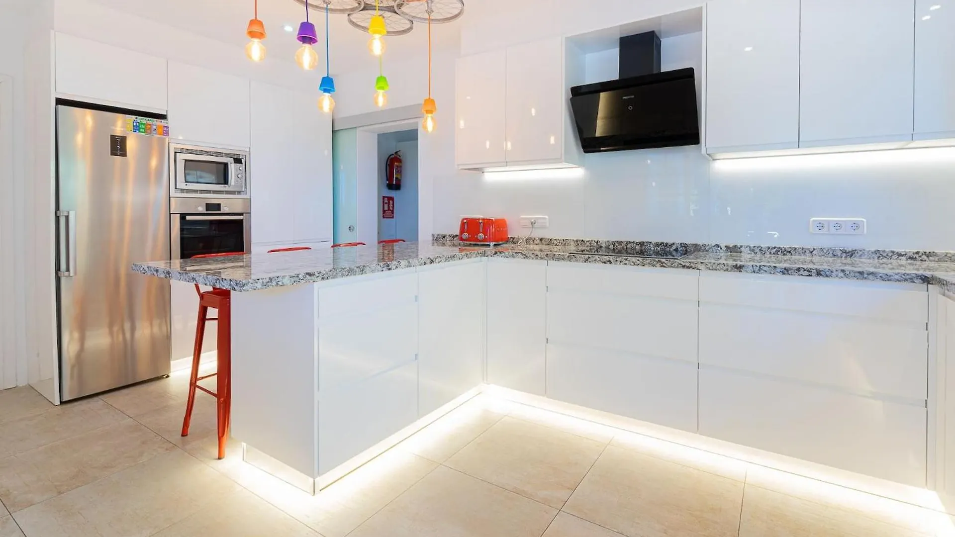 Sant Jordi de ses Salines Inibiza Villas - Villa Oasis ספרד